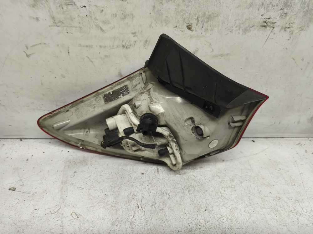 FEU ARRIERE DROIT OPEL ASTRA J 5 PORTES 2010-2015 (NON FUME ) - Vue 2